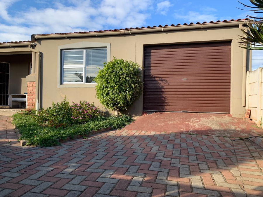 3 Bedroom Property for Sale in Pellsrus Eastern Cape